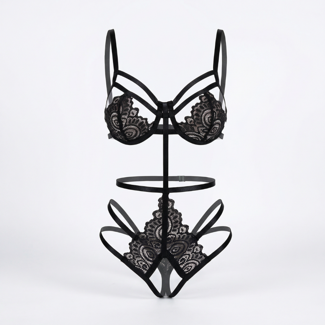 Siyah Dantel Harness Detaylı Tek Parça Seksi Body