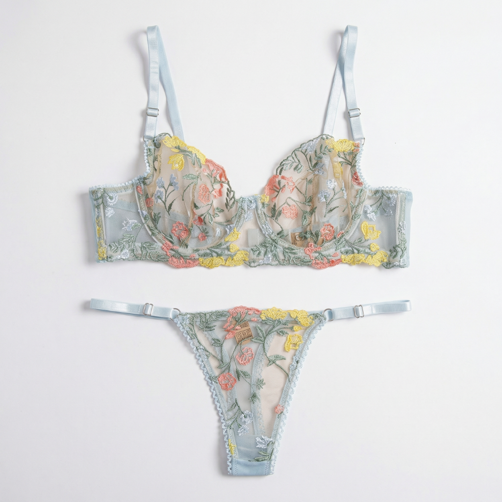 Mavi Çiçek Desenli Dantel Takım